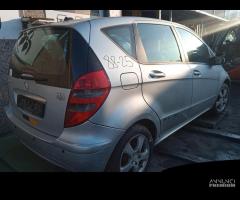 MERCEDES CLASSE A 2.0 CDI 2008 640940 PER RICAMBI