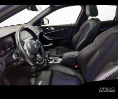 BMW 118 i Msport 140cv - 11