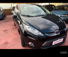 Ford Fiesta 1.4 TDCi 70CV 5 porte Titanium