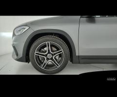 MERCEDES-BENZ GLA 200 d Premium 4matic auto - 11