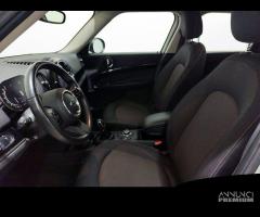 MINI Countryman Cooper Classic - 11