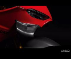 PARAFANGO IN CARBNIO PER DUCATI PANIGALE V4 2025