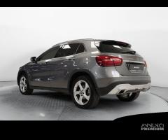 MERCEDES-BENZ GLA 200 d Sport - 18