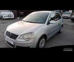 Volkswagen Polo 1.4 diesel 5 porte adatta a neopat - 6