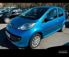 Peugeot 107 5 porte neopatentati