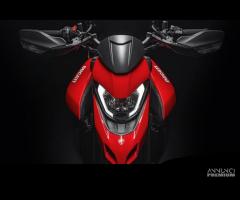 CUPOLINO IN CARBONIO PER  DUCATI HYPERMOTARD 950