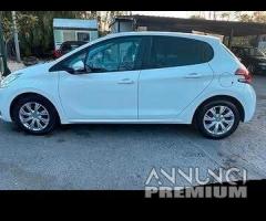 Peugeot 208 1.4 HDi 2015