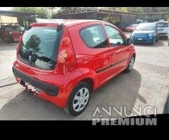 Peugeot 107 1.0 benz 5p. Ideale a Neopatentati