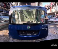 Portellone posteriore Skoda Roomster Blu