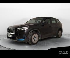 BMW iX1 xDrive30 - 1