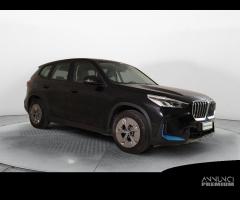 BMW iX1 xDrive30 - 16