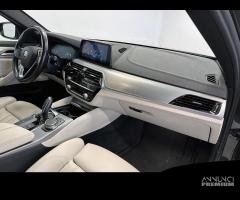 BMW 520 d Touring Luxury - 10