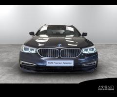 BMW 520 d Touring Luxury - 16