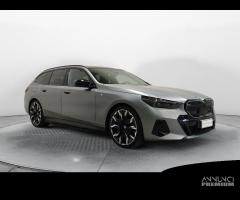 BMW i5 M60 Touring MSport Pro - 16