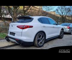 Spoiler/alettone superiore per Alfa Romeo Stelvio