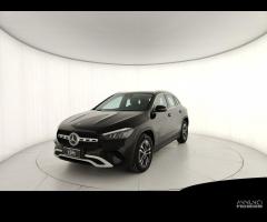 MERCEDES-BENZ GLA 180 d Advanced auto