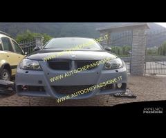 Paraurti anteriore M Look per BMW Serie 3 E90 E91 - 6