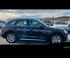 AUDI Q5 40 2.0 tdi Business Sport quattro 190cv s- - 14