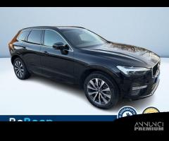 Volvo XC60 2.0 B4 CORE AWD AUTO - 4