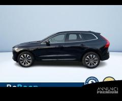 Volvo XC60 2.0 B4 CORE AWD AUTO - 5