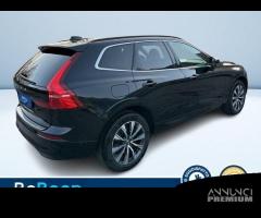 Volvo XC60 2.0 B4 CORE AWD AUTO - 8