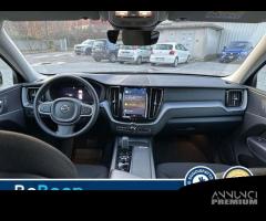 Volvo XC60 2.0 B4 CORE AWD AUTO - 20