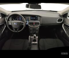 VOLVO V40 2.0 d2 Business - 9