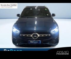 Mercedes-Benz GLA 200 D PREMIUM AUTO