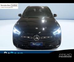 Mercedes-Benz GLA 200 D PREMIUM 4MATIC AUTO