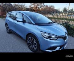 Renault Grand Scenic dCi 8V 110 CV Energy Life