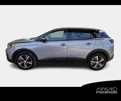 PEUGEOT 3008 BlueHDI 130 EAT8 S/S Business - 2