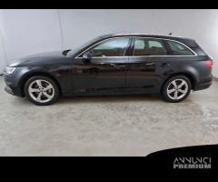 AUDI A4 AVANT 2.0 TDI quattro S tronic 140kW Busin - 2