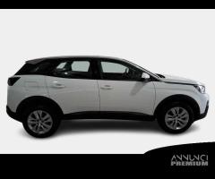 PEUGEOT 3008 BlueHDI 130 S/S Business