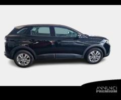 PEUGEOT 3008 BlueHDI 130 S/S Business