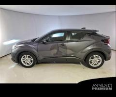 TOYOTA C-HR 1.8H 98CV E-CVT Business