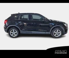 AUDI Q2 1.6 30 TDI BUSINESS S TRONIC