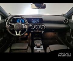 MERCEDES-BENZ A 180 Automatic Business 5 PORTE