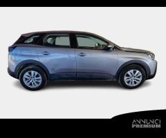 PEUGEOT 3008 BlueHDI 130 S/S Business