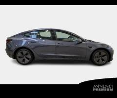 TESLA MODEL 3 75 kWh Long Range Dual Motor AWD 4 P