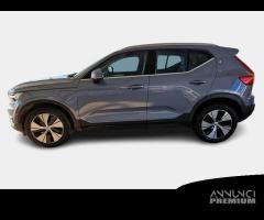 VOLVO XC40 T5 Plug-in Hybrid Recharge Inscription