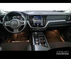 VOLVO XC60 B4 D AWD automatico Momentum Pro