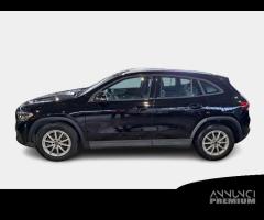 MERCEDES-BENZ GLA 200 d Automatic Business Extra