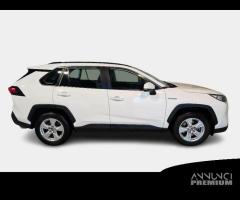 TOYOTA RAV 4 2.5 HV 178cv E-CVT Active 2WD