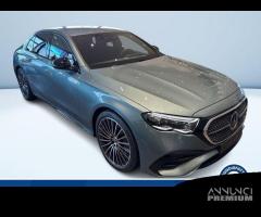 Mercedes-Benz Classe E E220 d AMG Line Advanc... - 1