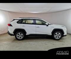 TOYOTA RAV 4 2.5 HV 178cv E-CVT Business 2WD