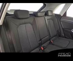 AUDI Q3 35 TDI S tronic Business - 6