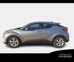 TOYOTA C-HR 1.8H 98CV E-CVT Business