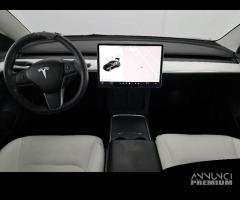 TESLA MODEL 3 75 kWh Long Range Dual Motor AWD 4 P