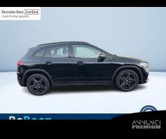 Mercedes-Benz GLA 180 D PREMIUM AUTO - 9