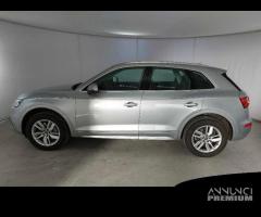 AUDI Q5 2.0 TDI 140kW Business Sport quattro S tro